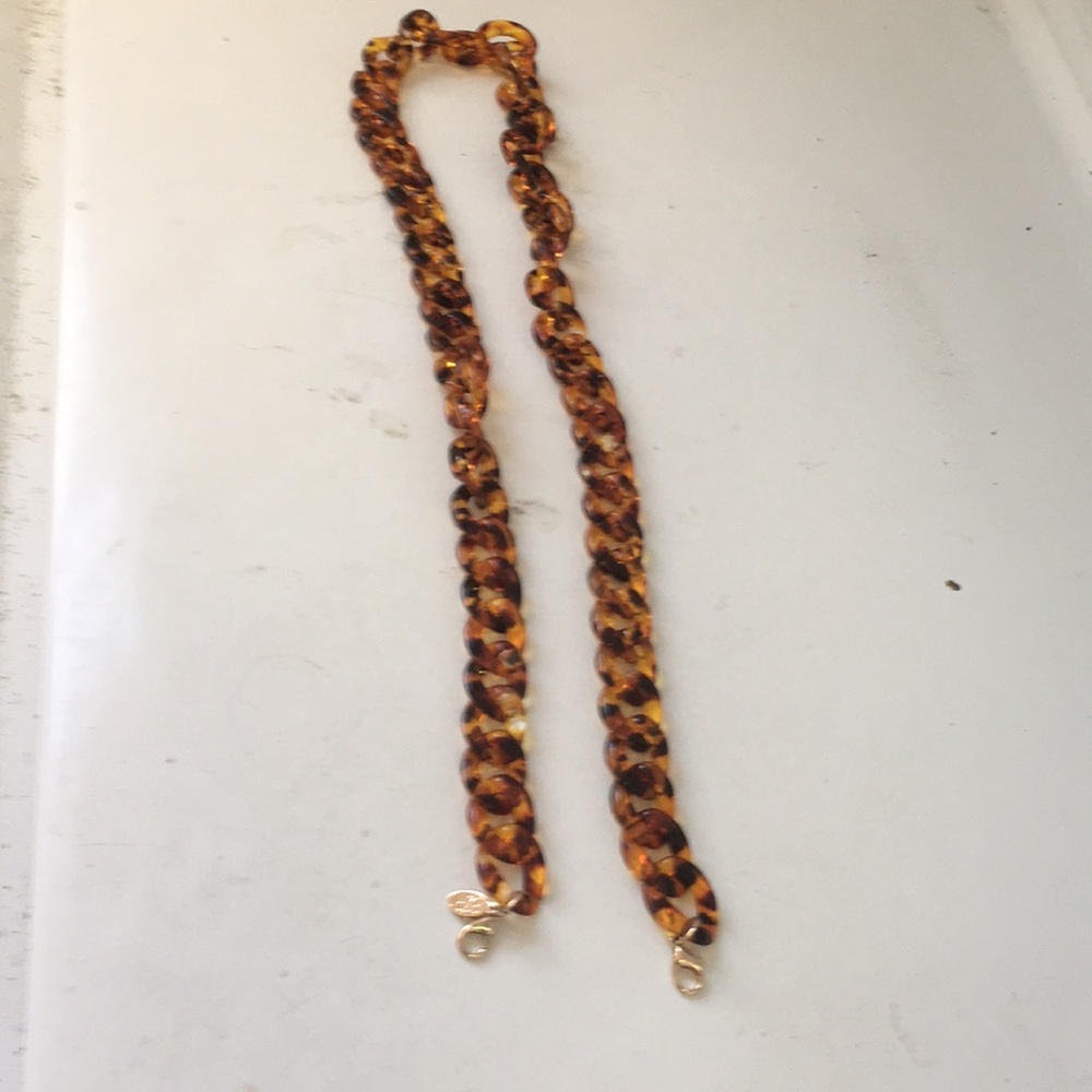 Mask-holder necklace